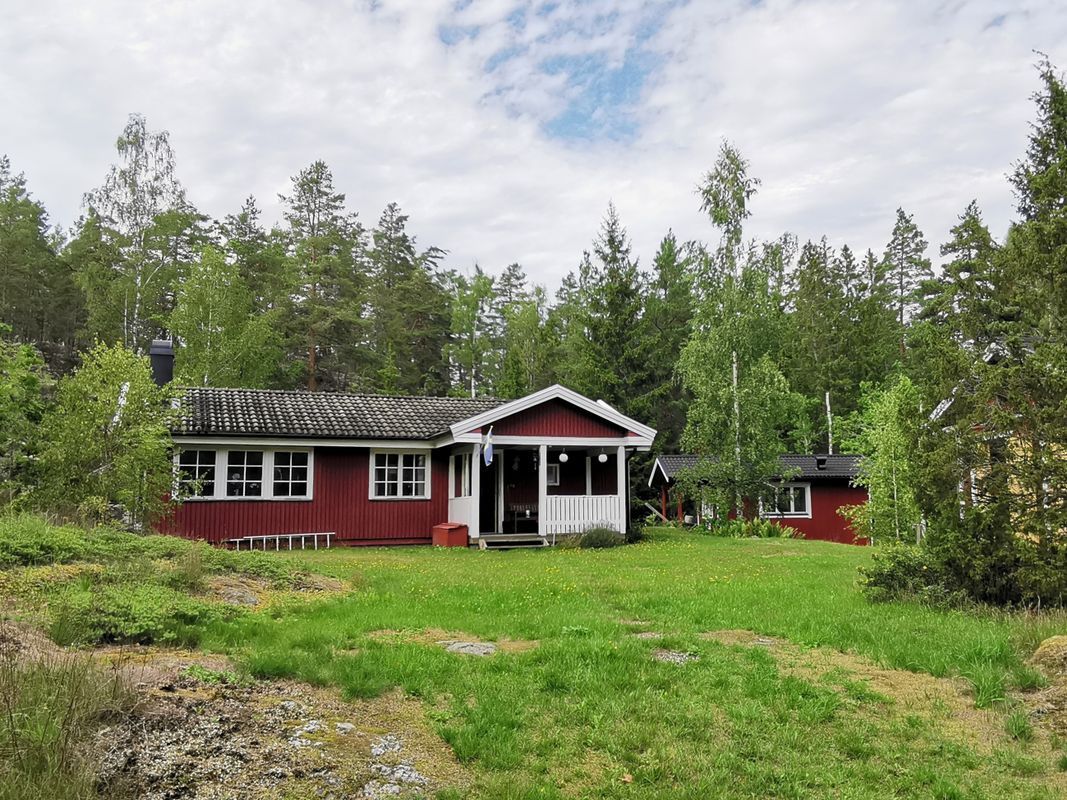 Stuga med 6 sängplatser i  Valdemarsvik, Östergötland