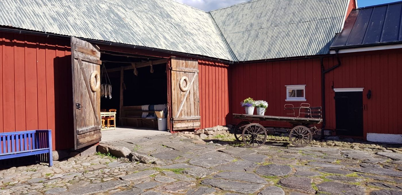 Stuga med 2-4 sängplatser i  Väröbacka, Halland