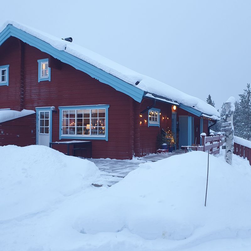 Stuga med 10-11 sängplatser i  Sälen, Dalarna