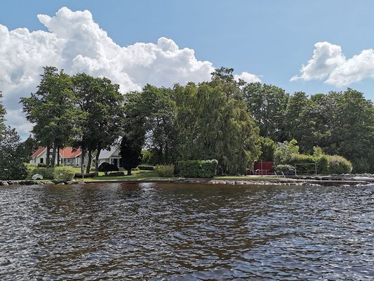 Stuga vid Ivösjöns strand