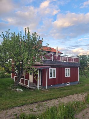 Hus på landet med egen badstrand