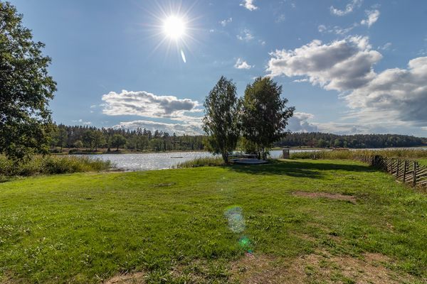 Stuga i naturen nära havet ideal för bad, fiske - Bild 18