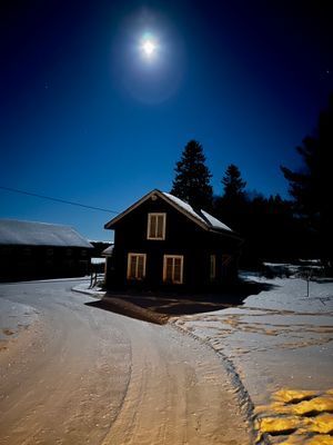 Bild 4 på Hus med vita knutar i lantlig miljö