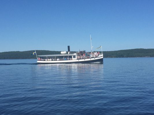 Bild 4 på Rönnäsgården (+Flygeln) vid sjön Sommen.