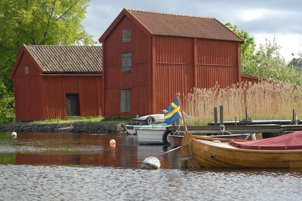 Strandstuga, egen sjötomt, sandstrand,brygga o båt - Bild 28