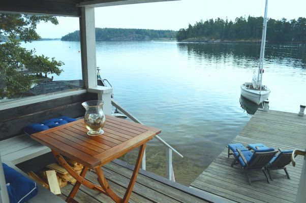 Rådalen Malma Värmdö. Strandtomt med brygga, bastu