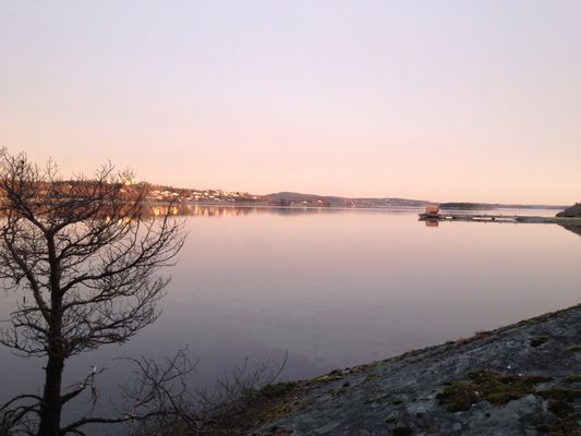 Bedårande hus i underbart naturläge vid havet - Bild 12