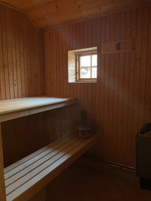 Sjönära 1800-tals hus i skogsmiljö - Bild 25