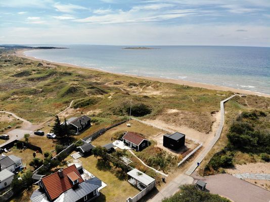 Hyr denna stuga i Halmstad på 45 m². 6 sängplatser. Pris ej tillgängligt. Se bilder och tillgänglighet här.