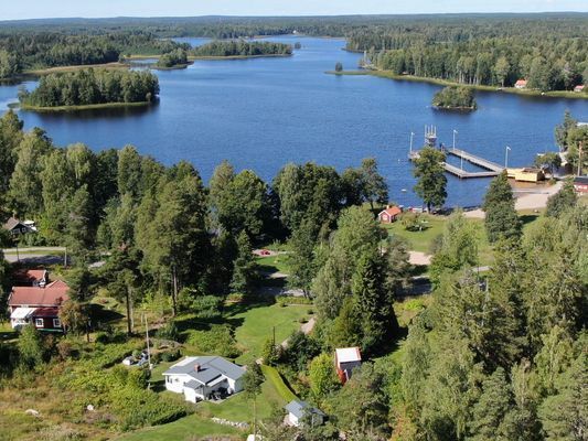 Mysig sommarstuga nära bad & fina miljöer - Bild 7