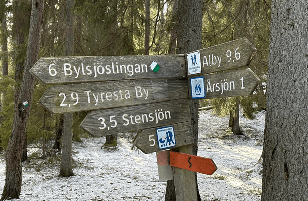 Mysig sjönära stuga intill naturreservat - Bild 21