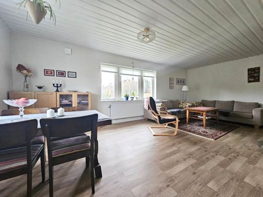 12 bäddar, stort hus, 4 sovrum, 2 badrum 2025 - Bild 39