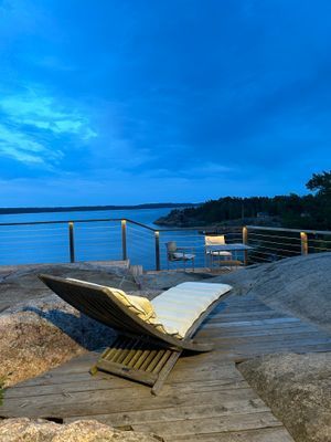 Idylliskt i skärgården med slående utsikt och pool - Bild 47