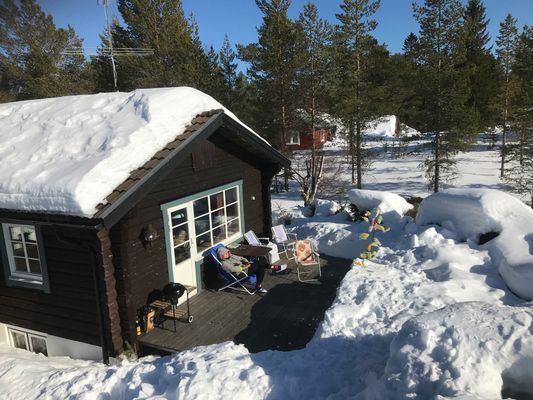 Hyr denna stuga i Sälen på 100 m². 8 sängplatser. 5 500 - 9 000 kr per vecka. Se bilder och tillgänglighet här.