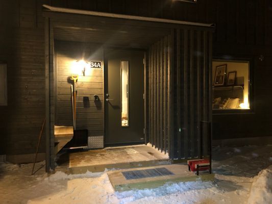 Hyr denna stuga i Tänndalen på 94 m². 8 sängplatser. 8 500 - 28 500 kr per vecka. Se bilder och tillgänglighet här.