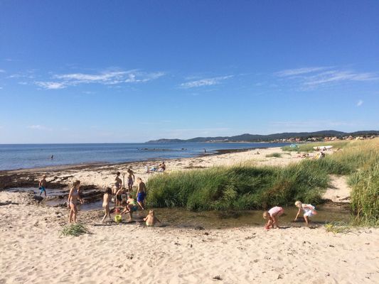 Torp i full grönska nära Arild och Kullen