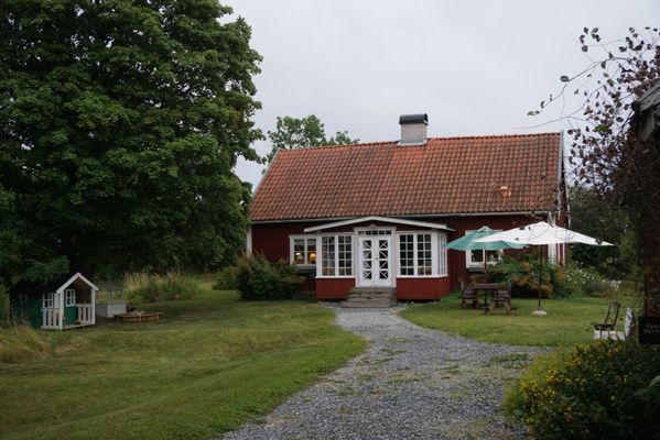 Charmigt sommarhus vid Mälaren