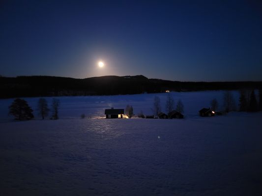 Innersta Friden, stugan med unikt sjönära läge - Bild 29