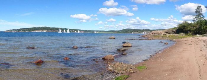 Charmigt timmerhus nära havet - Bild 7