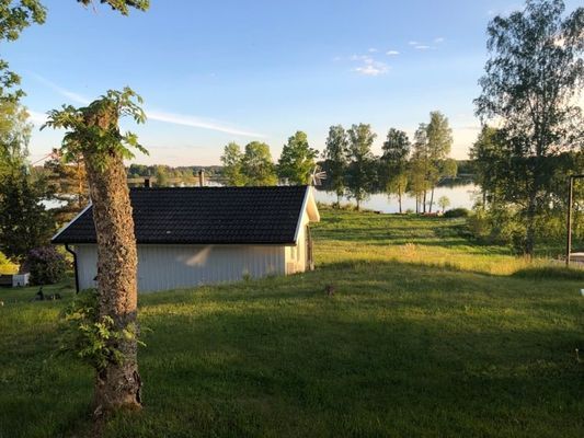 Strandnära stuga med fina fiske möjligheter.