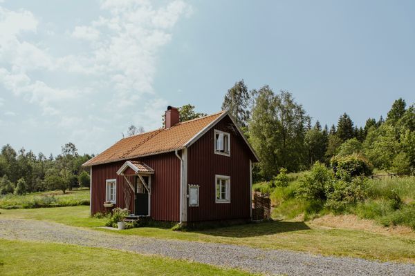 Stuga i smålandsskogen