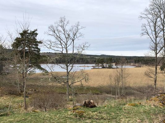 Hyr denna stuga i Vetlanda på 70 m². 4 sängplatser. Från 5 000 kr per vecka. Se bilder och tillgänglighet här.