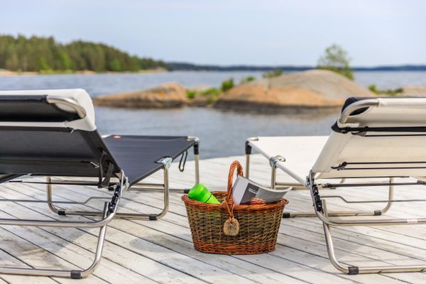 Vackert skärgårdshus med havstomt och egen badö