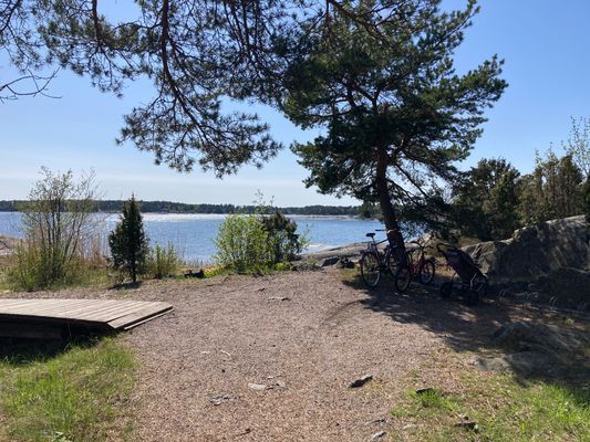 Sommar och höst rofyllt läge, Överby