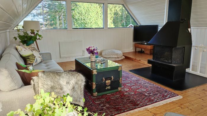 Hyr denna stuga i Kolmården på 70 m². 4 sängplatser. Från 6 500 kr per vecka. Se bilder och tillgänglighet här.