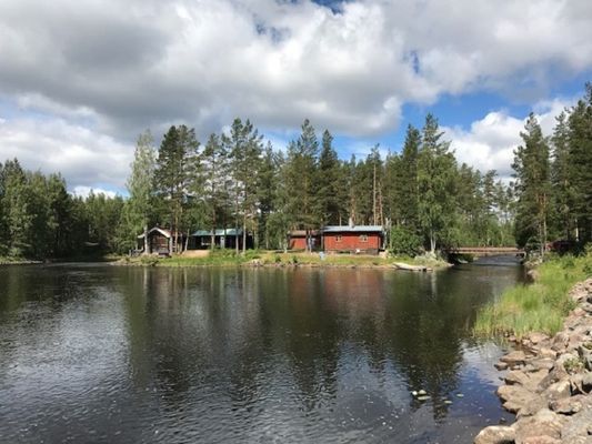 Jättholmen, naturskönt sommarparadis vid vattnet