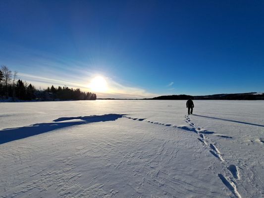 Bild 3 på SG holiday hus “Sarah” nära en sjö