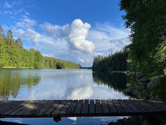 Stuga med fantastisk omgivning och vattenmiljö - Bild 26