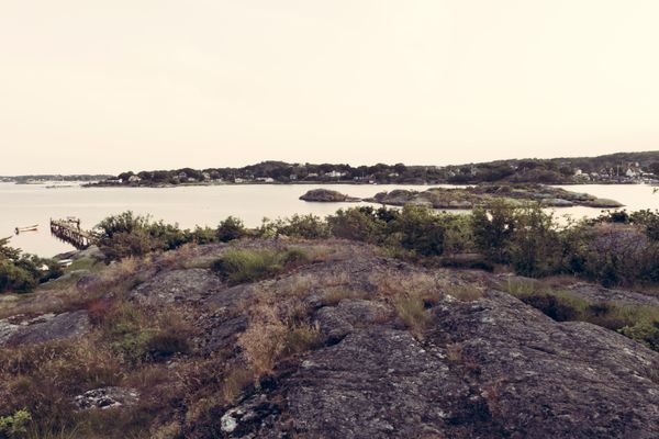 Mysig stuga nära havet på skärgårdsö - Bild 11