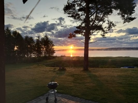 Hus vid strandkanten