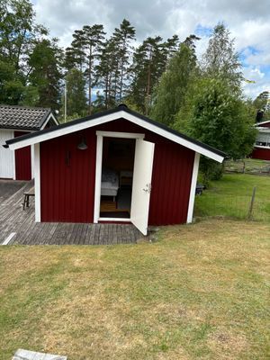 sommarstuga  I lugnt sommarstuge-område - Bild 14