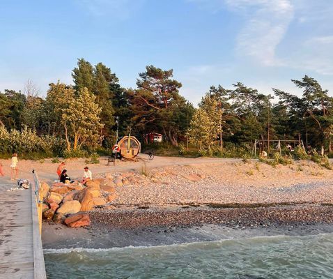 Bild 3 på Underbart hus i Byxelkrok nära havet