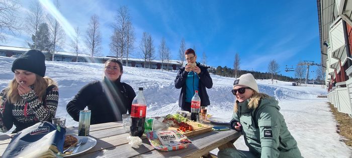 Bord utanför balkongen, word cup liften i bakgrunden