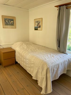 Mysig stuga i byn Löa i Bergslagen - Bild 39