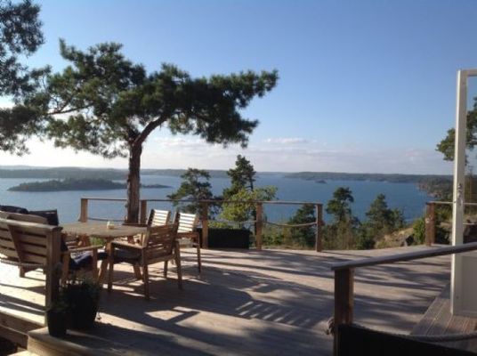 Ägnöfjärden Ingarö. Idylliskt läge, sjöutsikt - Bild 1