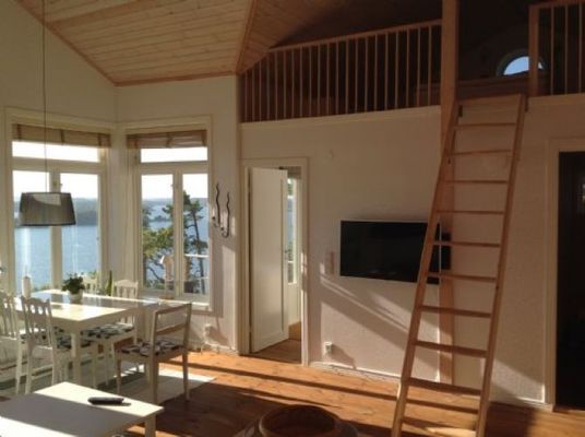 Ägnöfjärden Ingarö. Idylliskt läge, sjöutsikt - Bild 12