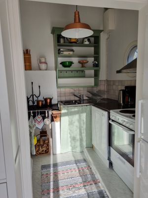 Liten stuga med sjöutsikt - Bild 15