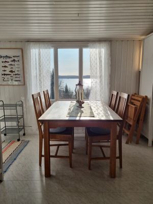 Liten stuga med sjöutsikt - Bild 11