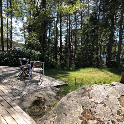 Två fina stugor vid sjö utanför Göteborg - Bild 16