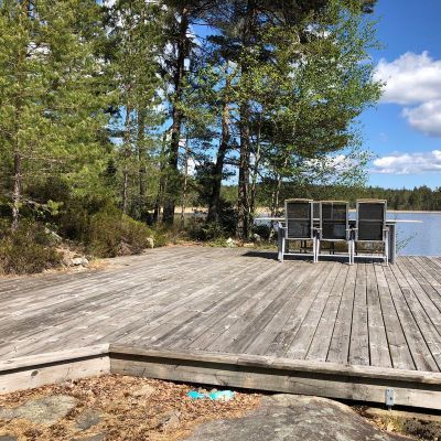 Två fina stugor vid sjö utanför Göteborg - Bild 20