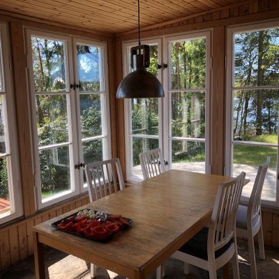 Två fina stugor vid sjö utanför Göteborg - Bild 4