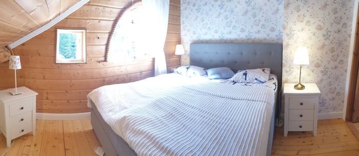 Timmerhus med egen sandstrand och brygga, inkl båt - Bild 11