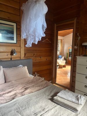 Mysig stuga med 2 kajaker - Bild 7