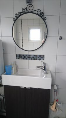 Röd liten stuga i blekingska skärgården - Bild 8