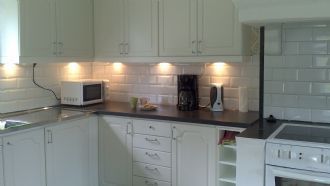 Stuga/torp i Sörmland,enskilt läge, vid sjö - Bild 3