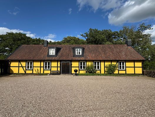 Semesterbostad vid sjön - Bild 1